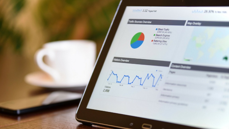 Rapport d'analyse de trafic d'un site internet sur un ordinateur portable